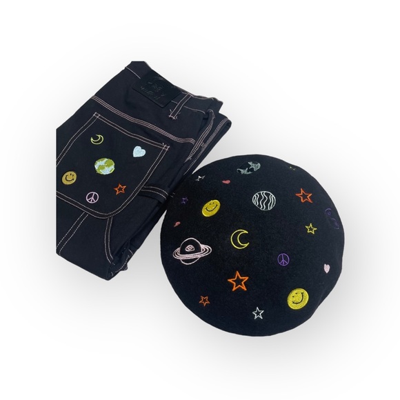 Rare: new Valfré ☻ Saturn Embroidered Wool Beret ☻ Black ☻ 1SFA Limited Edition - Picture 14 of 16